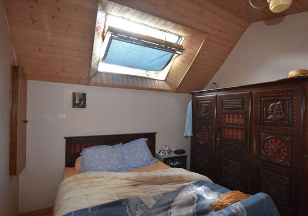 GRAND CHAMP - Maison des années 70 au coeur du bourg - 3 chambres