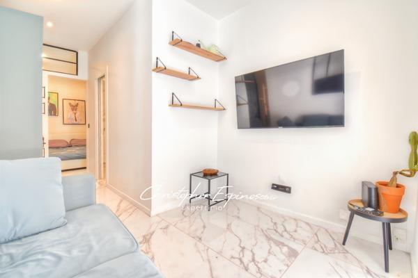 Antibes (06600) Charmant 2 pièces rénové – Vieille Ville d’Antibes – Fort rendement locatif