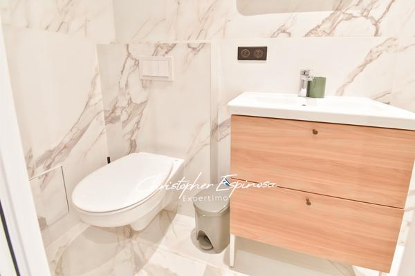Antibes (06600) Charmant 2 pièces rénové – Vieille Ville d’Antibes – Fort rendement locatif