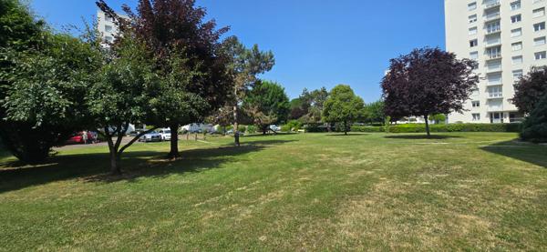 Appartement Troyes 3 pièce(s) 64.40 m2