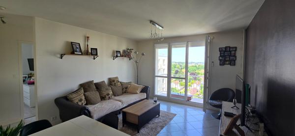 Appartement Troyes 3 pièce(s) 64.40 m2