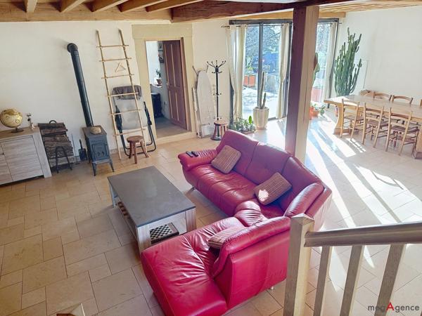 Maison à Beaurepaire, 38270 - 6 pièces 243m²