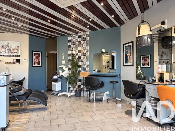 Esthétique, Coiffure​ à vendre 55,37 m² La Tour-du-Pin