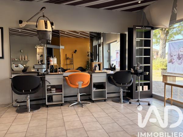 Esthétique, Coiffure​ à vendre 55,37 m² La Tour-du-Pin