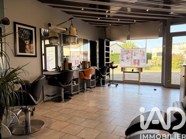 Esthétique, Coiffure​ à vendre 55,37 m² La Tour-du-Pin