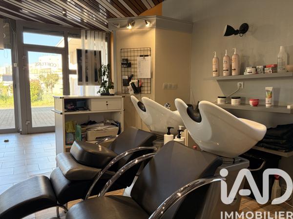 Esthétique, Coiffure​ à vendre 55,37 m² La Tour-du-Pin