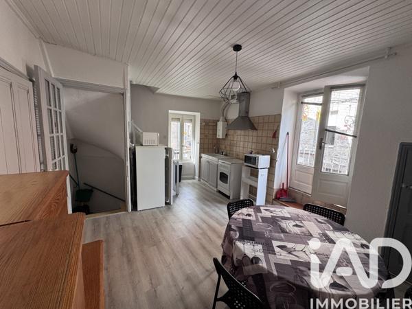 Immeuble à vendre 63 m² Vals-les-Bains