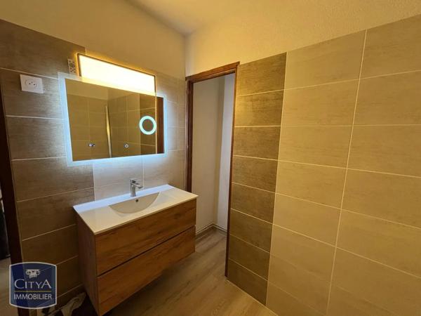 Maison à louer 3 pièces 66m² Mouleydier (24520)
