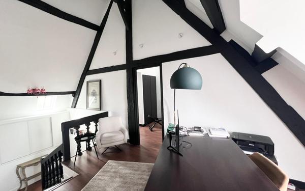 Maison à vendre    6 pièces •  Compiègne