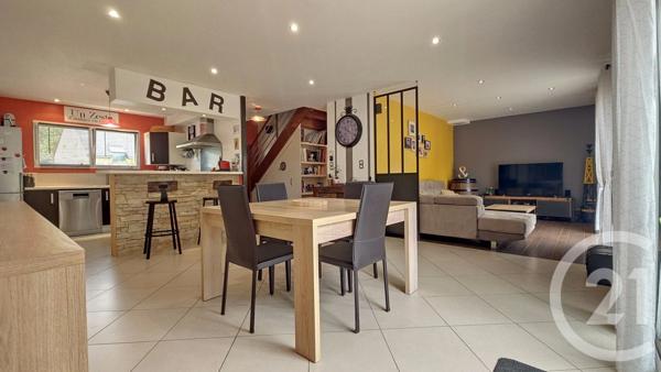Maison à vendre  6 pièces - 117 m 2   SURZUR  - 56