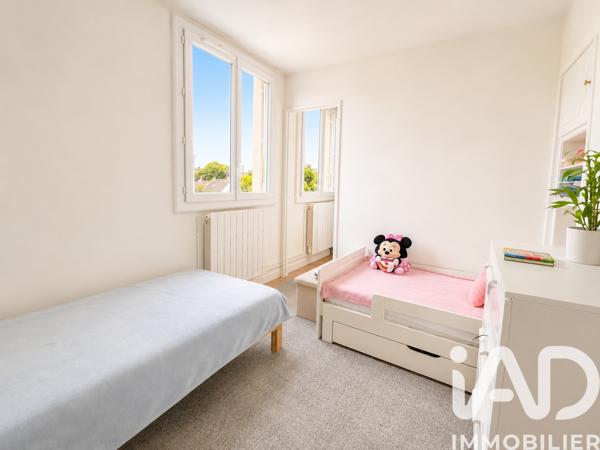 Appartement à vendre 4 pièces 60,7 m² Châtenay-Malabry