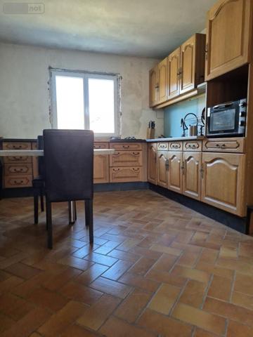 Maison à vendre à Landivisiau dans le Finistère (29400), ref : 29088-10