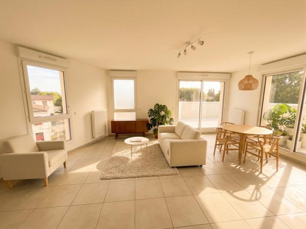 Horizon Citadin : La Terrasse comme un Jardin Suspendu