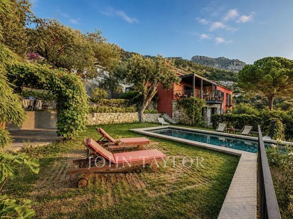 LIMITROPHE MONACO - BEAUSOLEIL - VILLA VUE MER ET MONACO- PISCINE -JARDIN