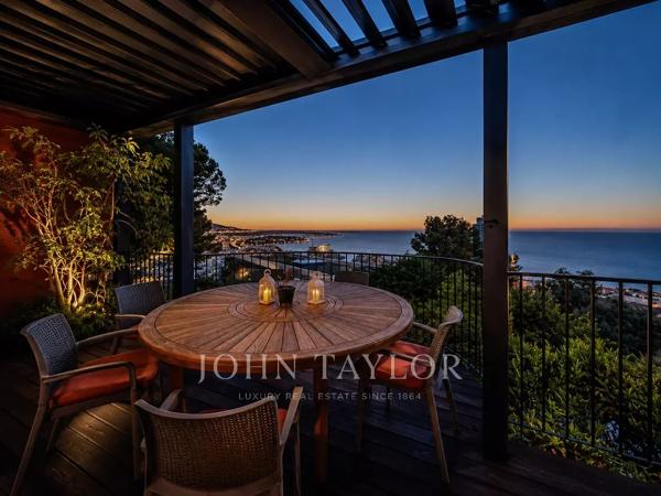 LIMITROPHE MONACO - BEAUSOLEIL - VILLA VUE MER ET MONACO- PISCINE -JARDIN