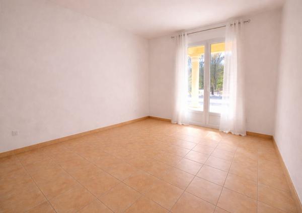 Brignoles (83170) Maison plain-pied Brignoles - GOLF DE BARBAROUX - 4 Chambres - Piscine