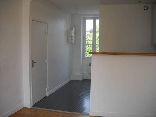 Appartement 1 pièce                                        - 44000 Nantes Réf : 10718