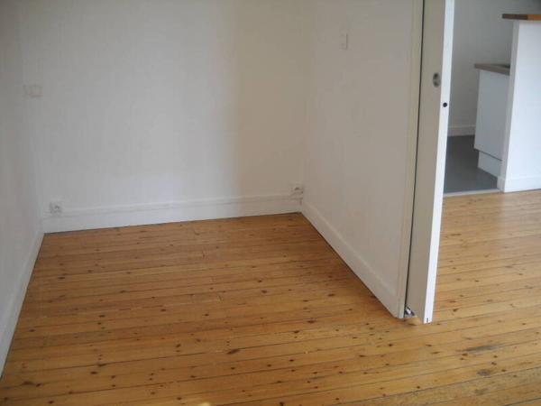 Appartement 1 pièce                                        - 44000 Nantes Réf : 10718