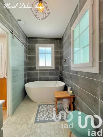 Maison à vendre 5 pièces 201 m² Les Mathes