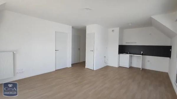 Appartement à louer 2 pièces 45.97m² Concarneau (29900)