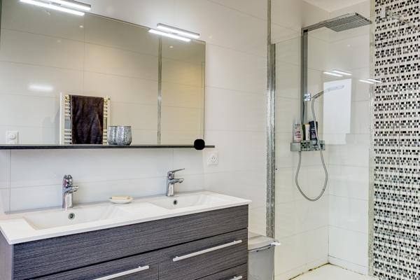 Maison 6 pièces - 150 m² Exclusivité efficity