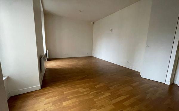 Appartement à vendre    1 pièce • 26,81 m2 Limoges
