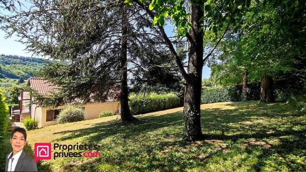 THIZY-LES-BOURGS (69240)  Maison individuelle,  4 chambres, dépendance,  garage et terrain 1000m²