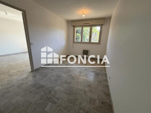 Location Appartement 4 pièces 81.02 m² - La Valette 83160