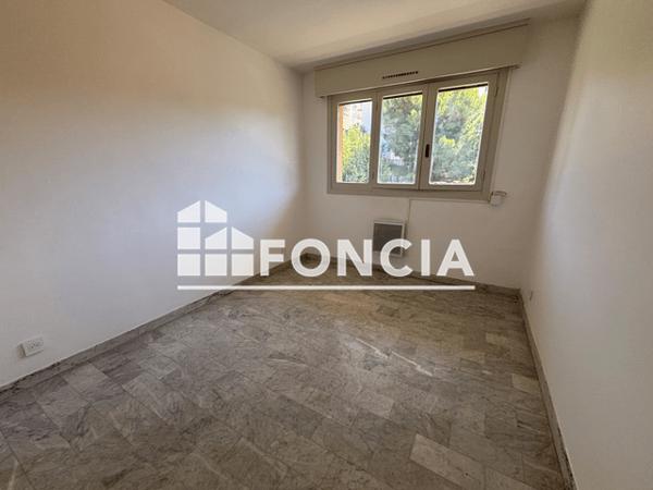 Location Appartement 4 pièces 81.02 m² - La Valette 83160