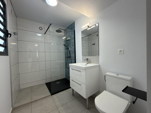 ST PIERRE Terre Sainte - Studio meublé étudiant - Loyer 750 € CC - dispo le 11/05/2026