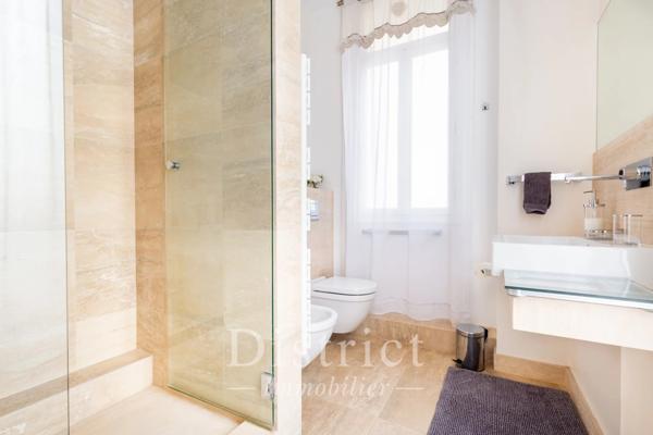 # Appartement – 200m² – Paris 8ème