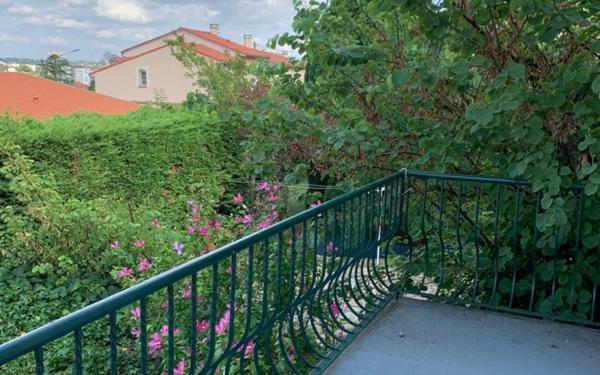 Immeuble à vendre    2 pièces •  Toulouse