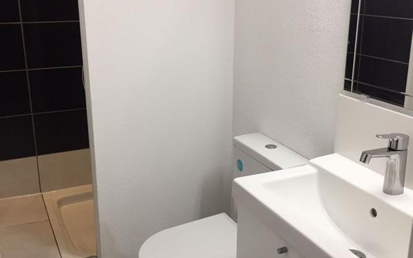 Immeuble à vendre    2 pièces •  Toulouse