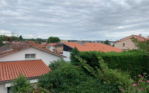 Immeuble à vendre    2 pièces •  Toulouse