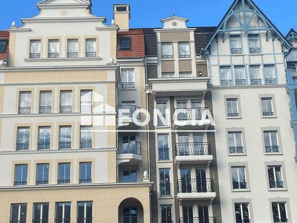 Location Appartement 3 pièces 53.9 m² - AVENUE DESCARTES Le Plessis Robinson 92350