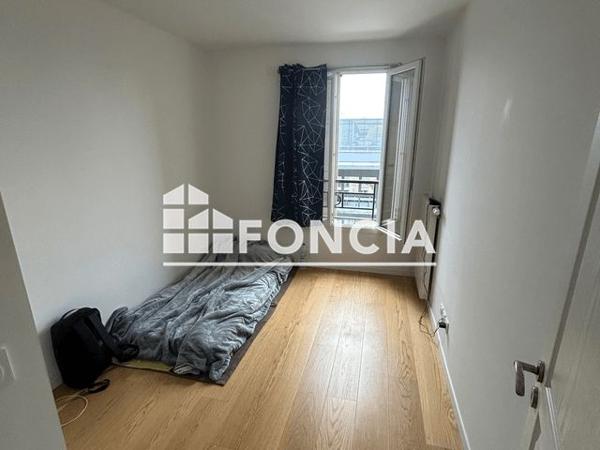 Location Appartement 3 pièces 53.9 m² - AVENUE DESCARTES Le Plessis Robinson 92350