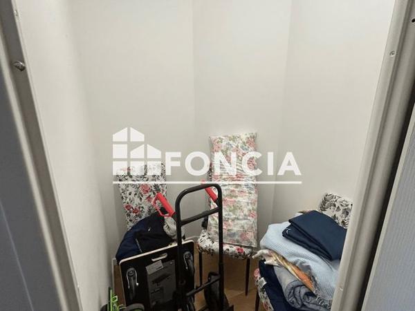 Location Appartement 3 pièces 53.9 m² - AVENUE DESCARTES Le Plessis Robinson 92350