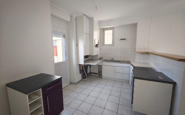 Appartement à louer    3 pièces •  Mézières-sur-Seine