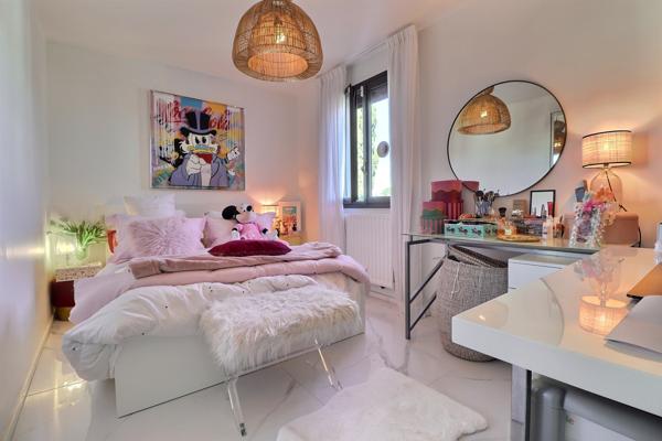 Allauch (13190) Maison T4 avec jardin d'exception, piscine et garage!