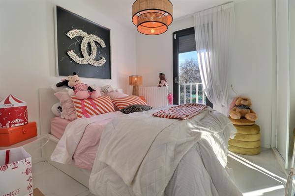 Allauch (13190) Maison T4 avec jardin d'exception, piscine et garage!