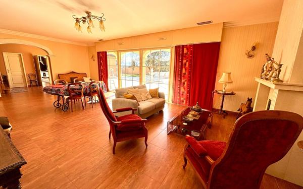 Maison à vendre    6 pièces •  Idron