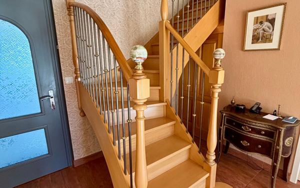 Maison à vendre    6 pièces •  Idron