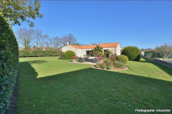 Maison familiale au calme, cadre verdoyant