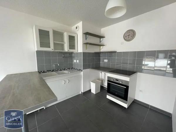 Appartement à louer 3 pièces 67.34m² Nîmes (30000)