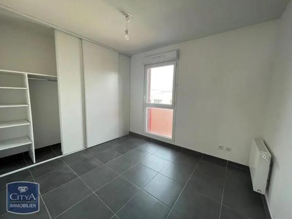 Appartement à louer 3 pièces 67.34m² Nîmes (30000)