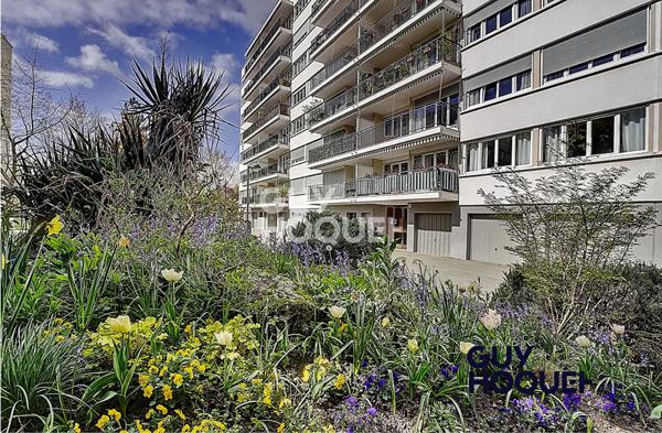 A vendre T6 de 111 m² à Sainte Foy Les Lyon + stationnement