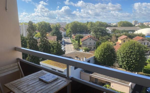 Appartement à vendre    4 pièces • 66,95 m2 Caluire-et-Cuire