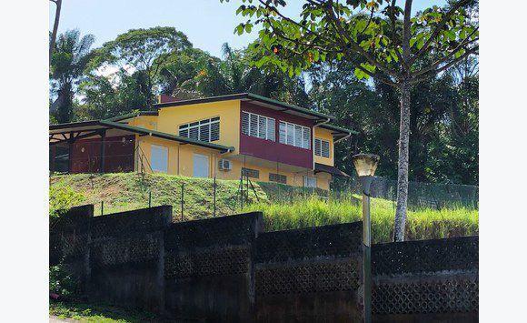 Maison 5 pièces - 253 m² Exclusivité efficity