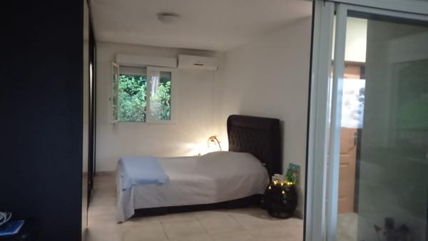 Maison 5 pièces - 253 m² Exclusivité efficity