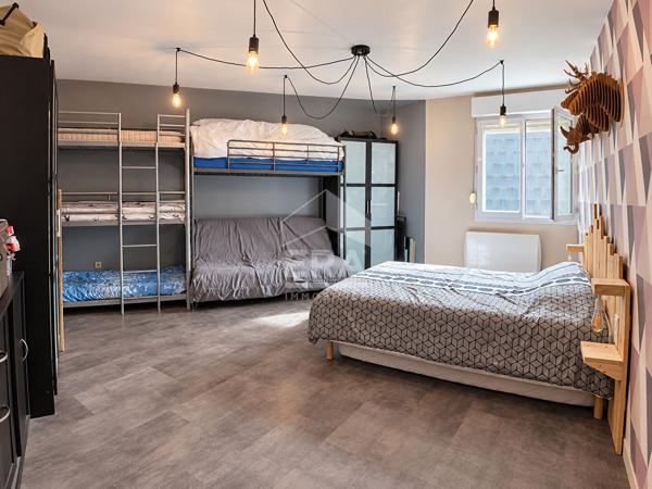Sainte Cécile - ensemble immobilier de 150m2 divisée en 3 appartements